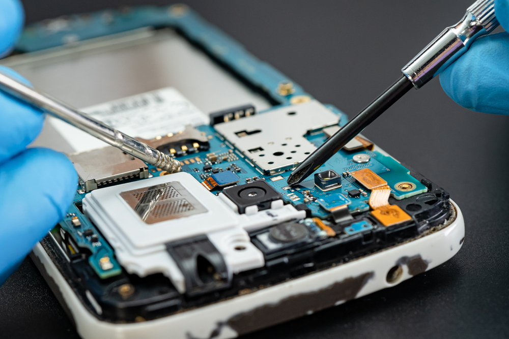 The Ultimate Guide to Mobile Repairing Tools and Kits